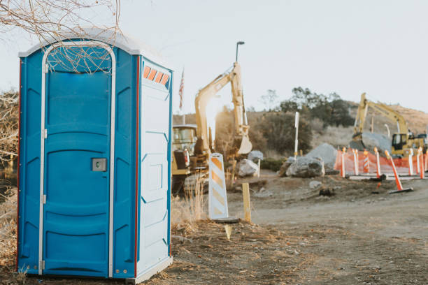 Portable Toilet Options We Offer in Tokeneke, CT